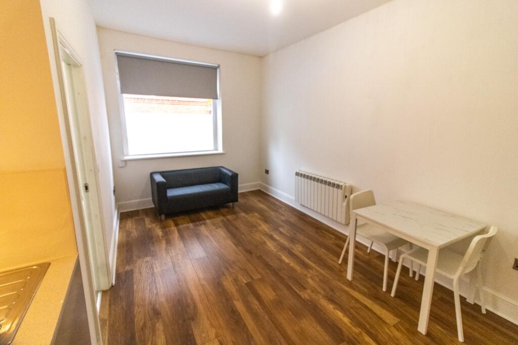 Apartment in Leicester, City of Leicester - View 5