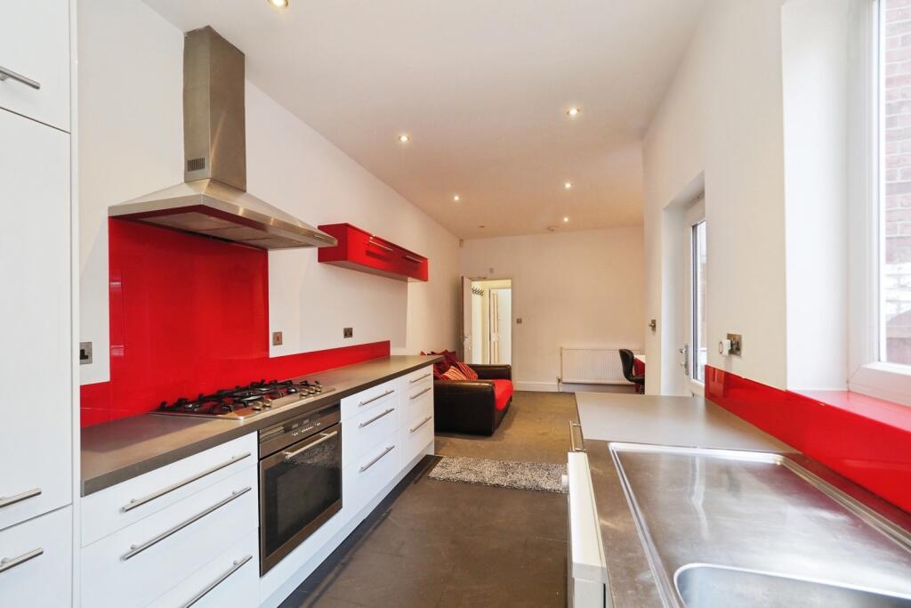 Main image of property: Laurie Avenue, Nottingham, Nottinghamshire, NG7