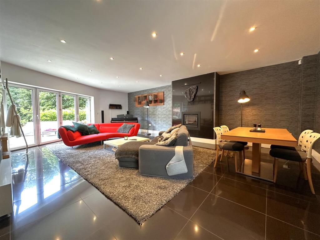 House in Newark and Sherwood, Winthorpe - View 2