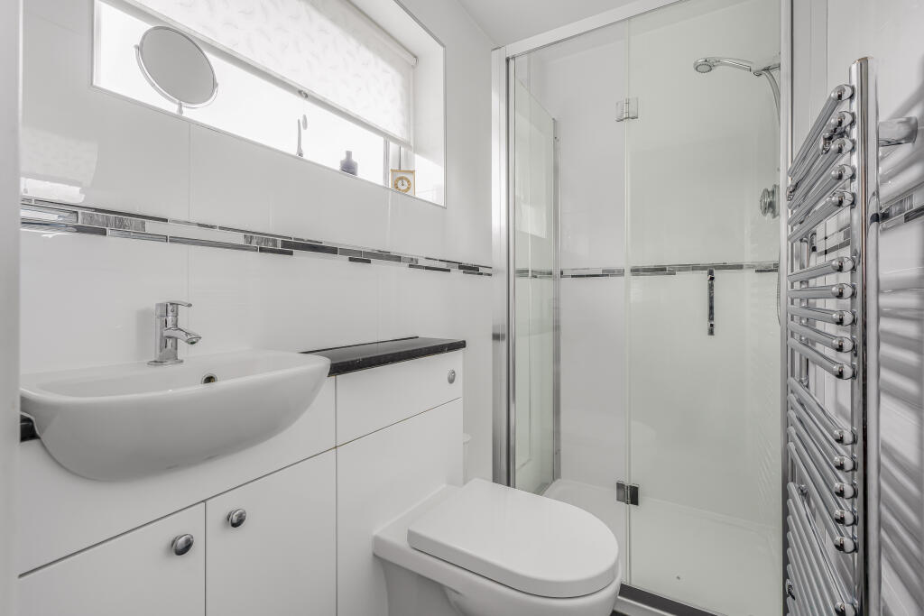 Additional image 11 of Broadstone Road, Harpenden, AL5