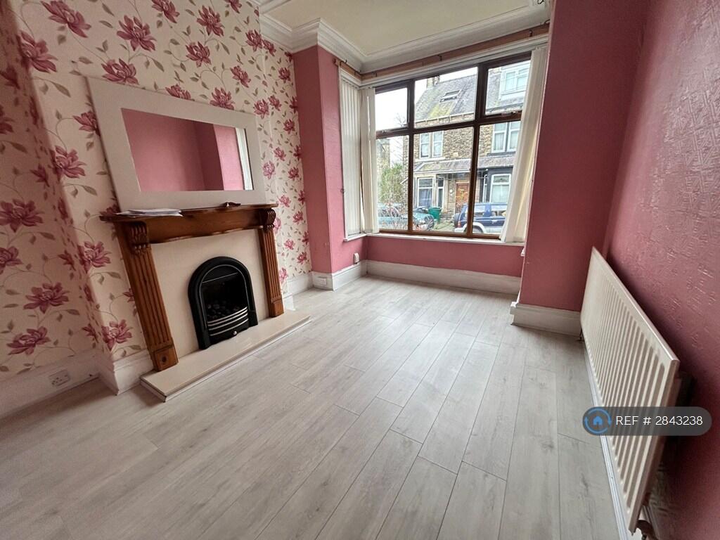 Additional image 3 of Norwood Avenue, Bradford, BD18