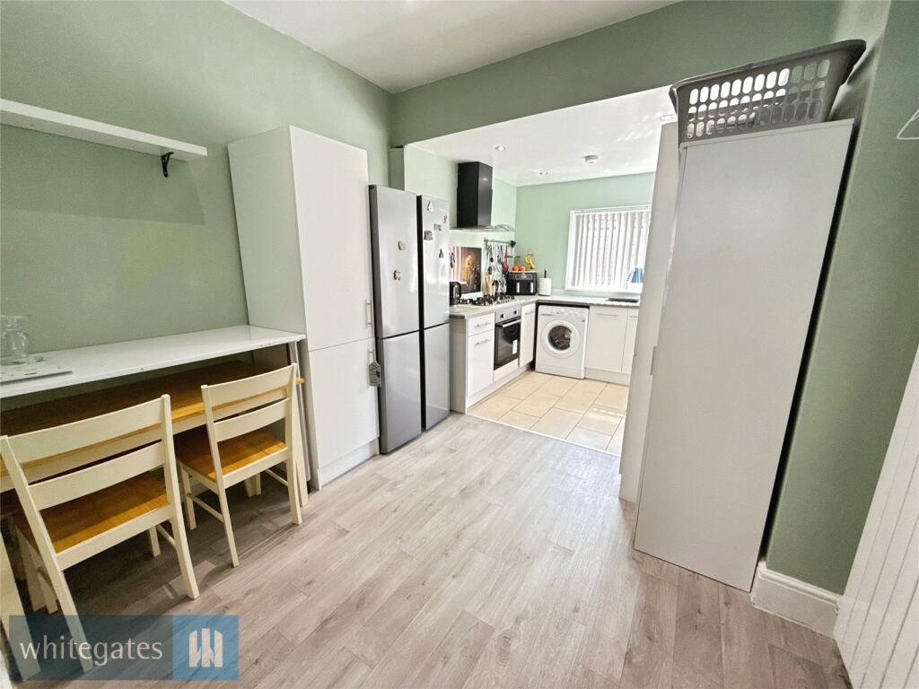 Filey Avenue, Royston, S71 photo 3