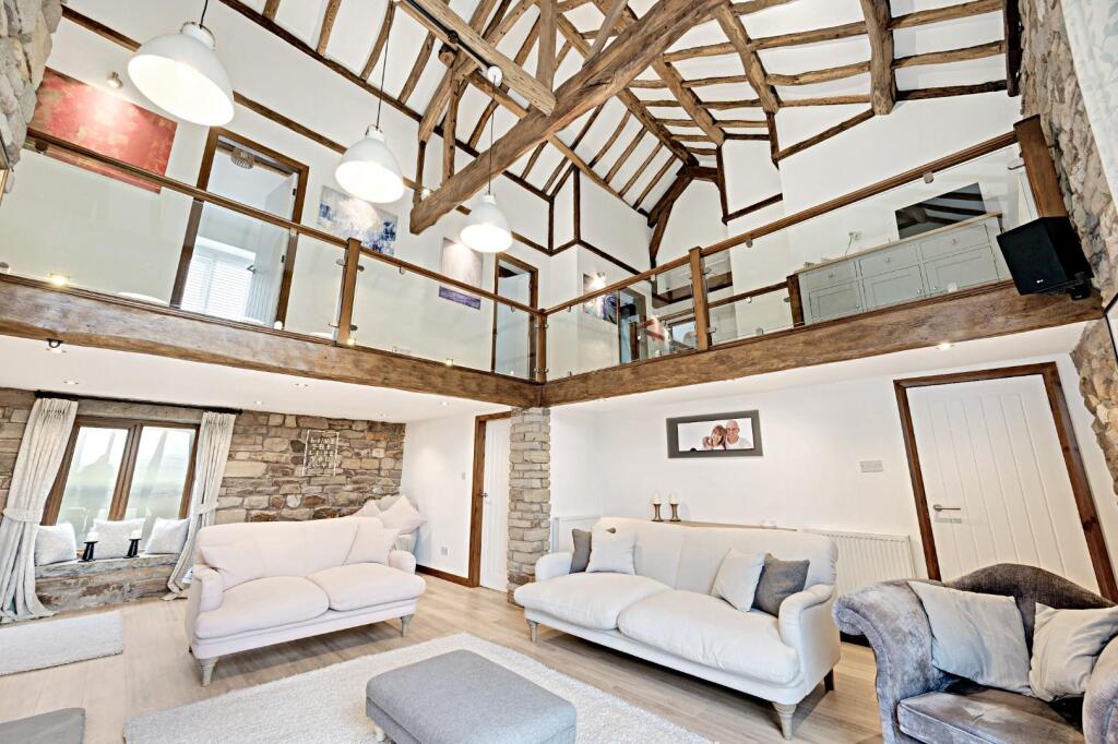 Additional image 30 of Pollard Row, Fence