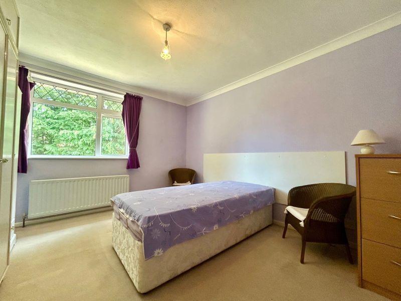 Chiltern Close, Poole photo 5
