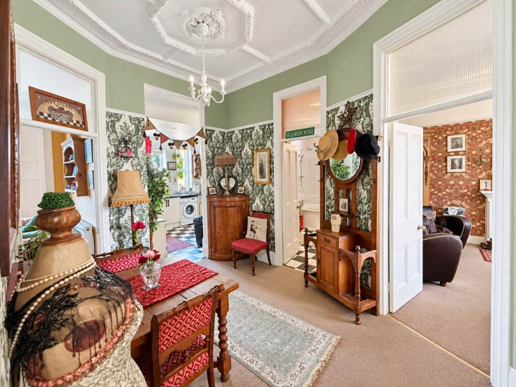 Apartment in Bristol - View 2