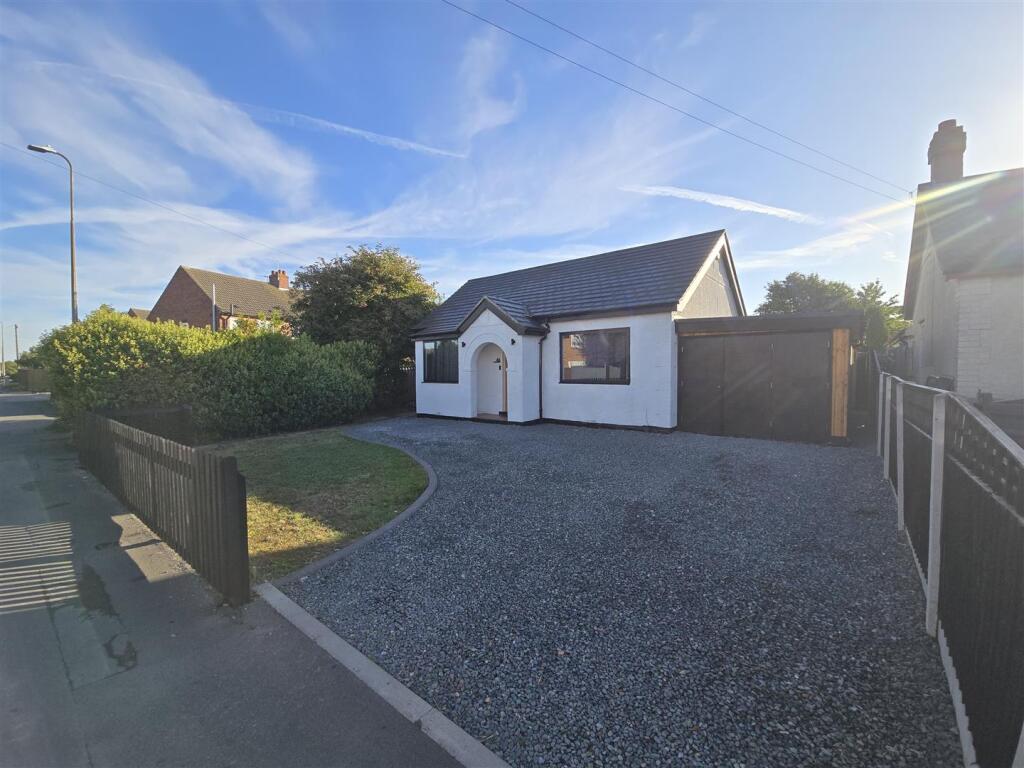 Main image of property: Brackenborough Road, Louth