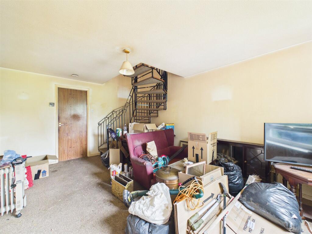 Comet Way, Mudeford, Christchurch, Dorset, BH23 photo 4