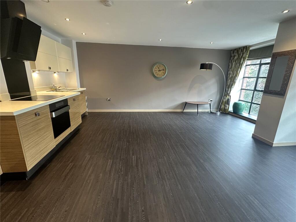 Main image of property: St Pauls Square, Birmingham, B3