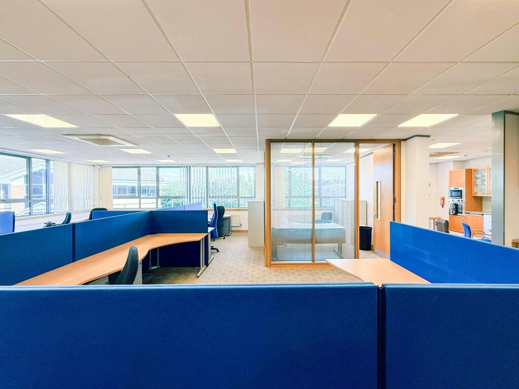 Merlin court_office building for sale-16.jpg