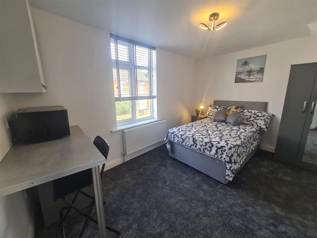 Main image of property: Mount Pleasant, Redditch