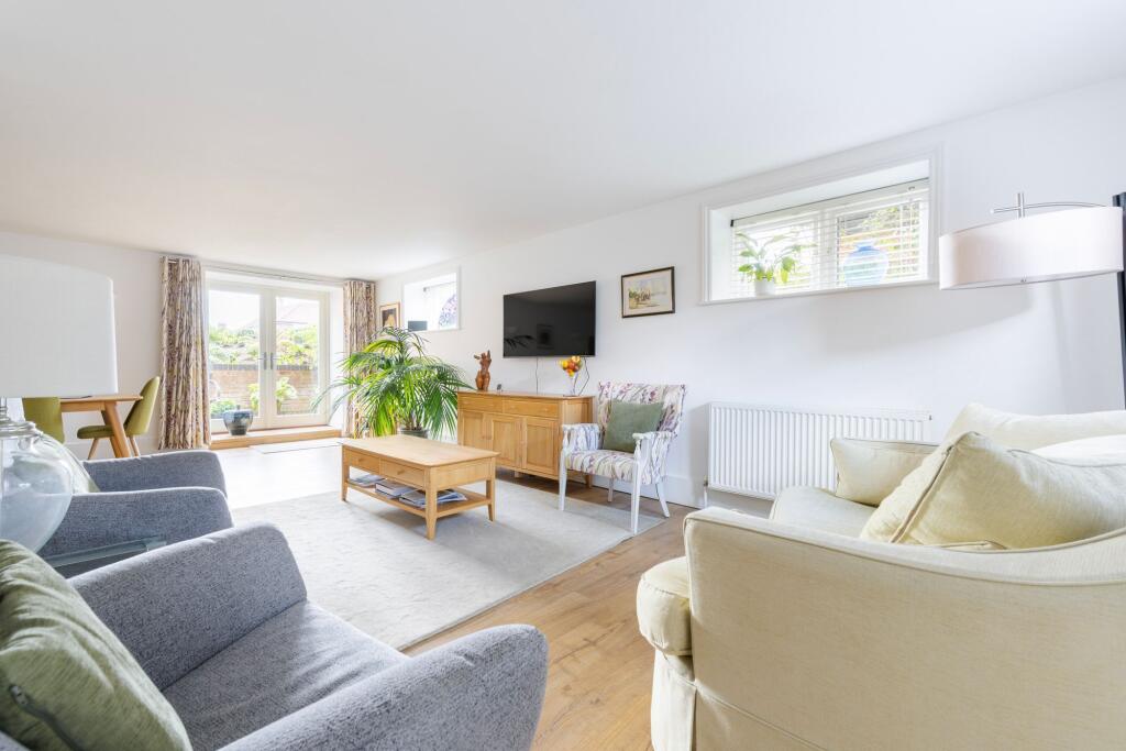 Apartment in Ipswich - View 5