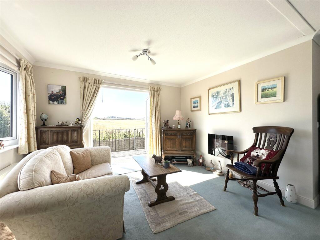 House in Dorchester - View 5