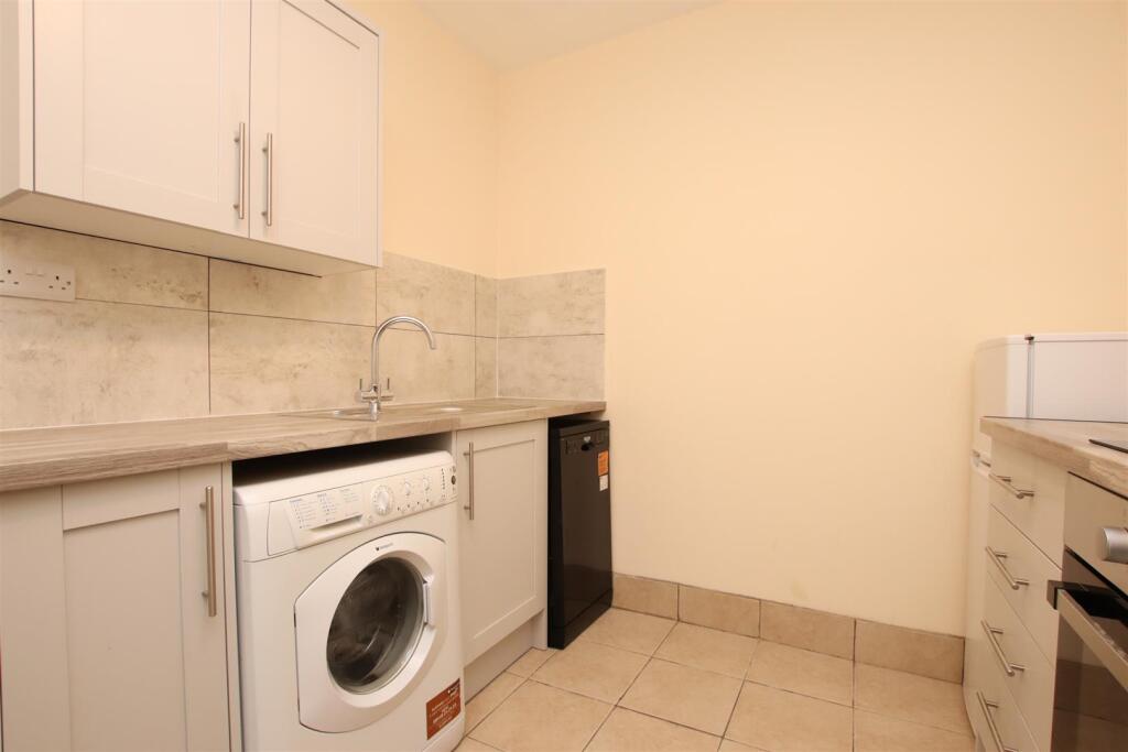 Additional image 3 of Newbridge Hill, Bath, BA1