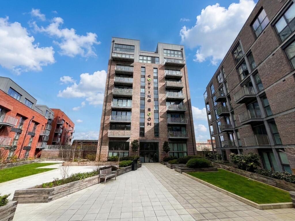 Main image of property: Southville, Cutting Room, BS3