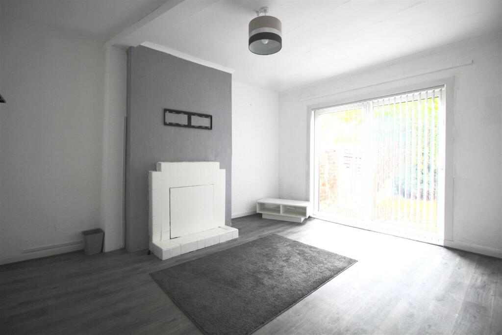 Additional image 4 of Redthorn Grove, Birmingham