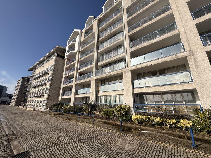 Main image of property: Beaufort House ,Mariners Court Stunning harbour and sea views close to City Centre