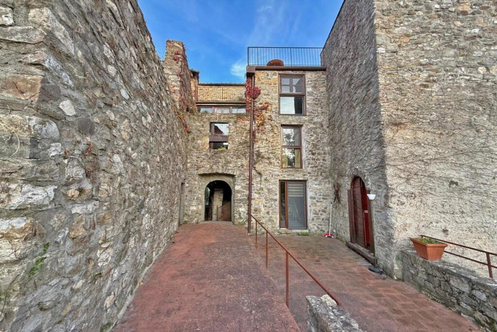 Main image of property: Tuscany, Lunigiana, Bagnone