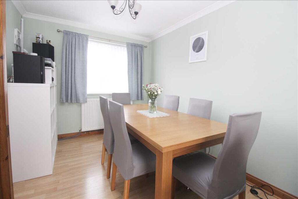 House in Cramlington, Southfield Lea, Northumberland - More