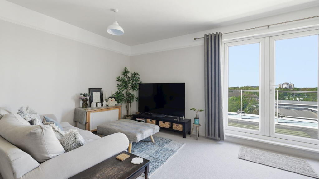 Main image of property: London W3 7BE, London, W3 7BE