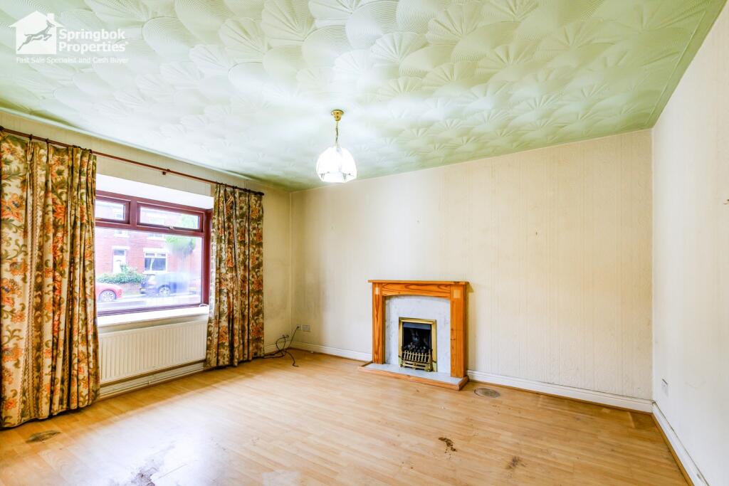 Bury Road, Rochdale, Greater Manchester photo 2