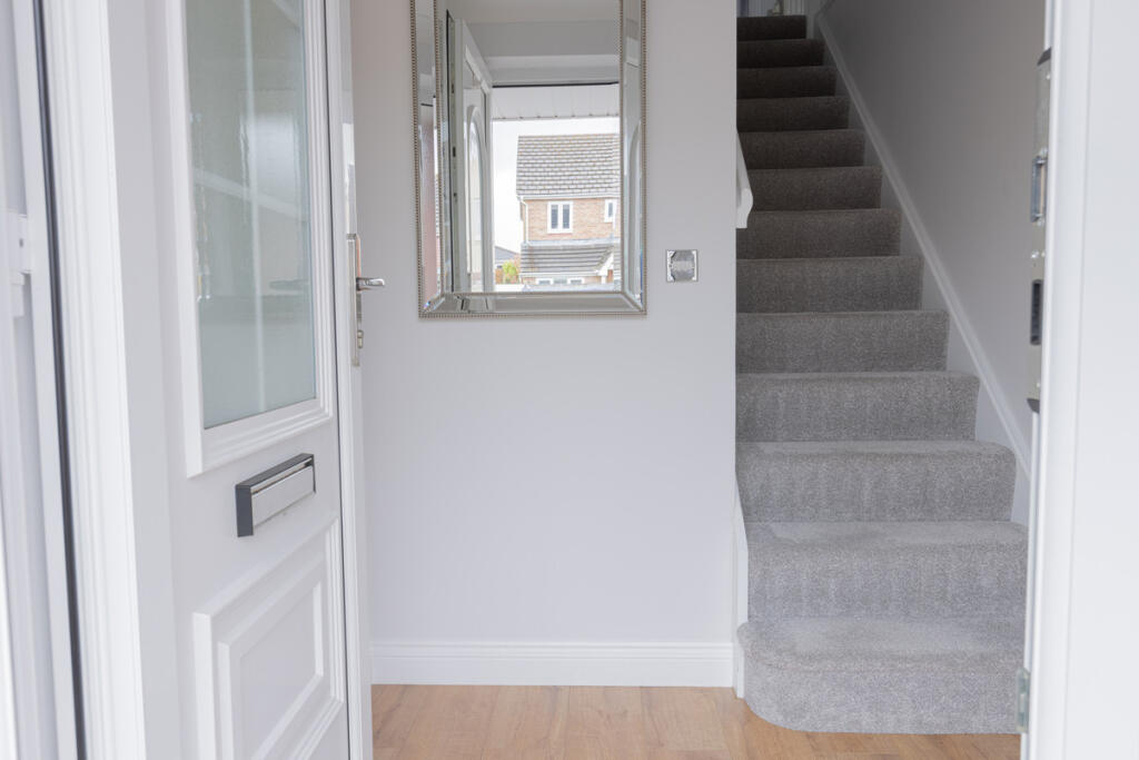 Burnet Drive, Blackwood, NP12 - View 4