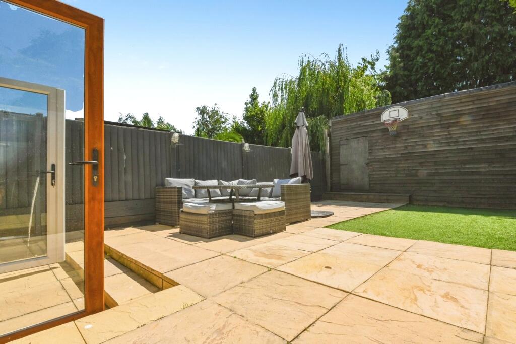House in Clacton-on-Sea, Great Clacton - View 5