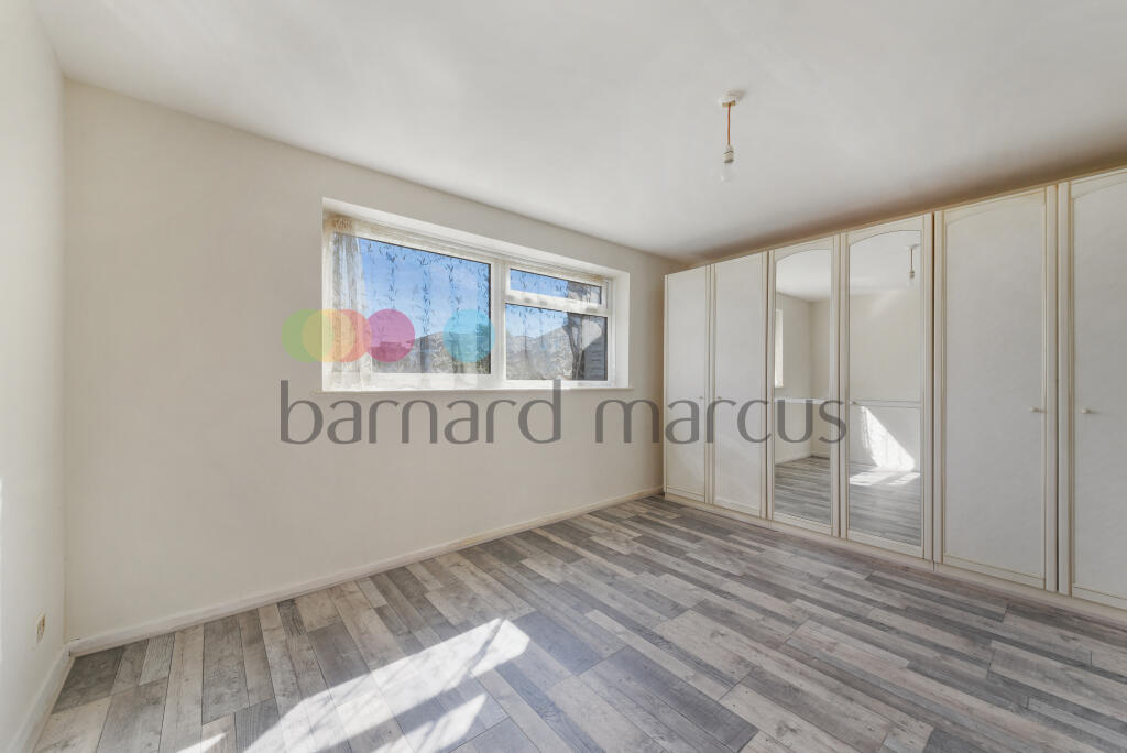 Main image of property: 211 Selhurst Road, LONDON