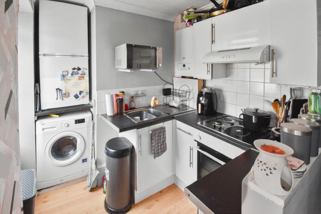 Apartment in Edinburgh - View 3