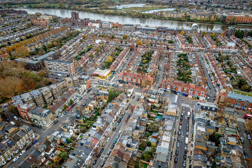 House in London - View 4