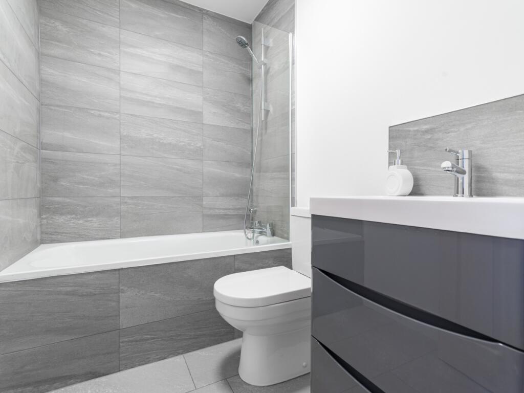 3 bedroom ground floor flat for rent