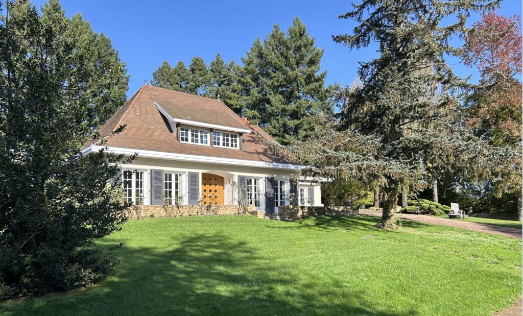 Main image of property: 38260 mottier