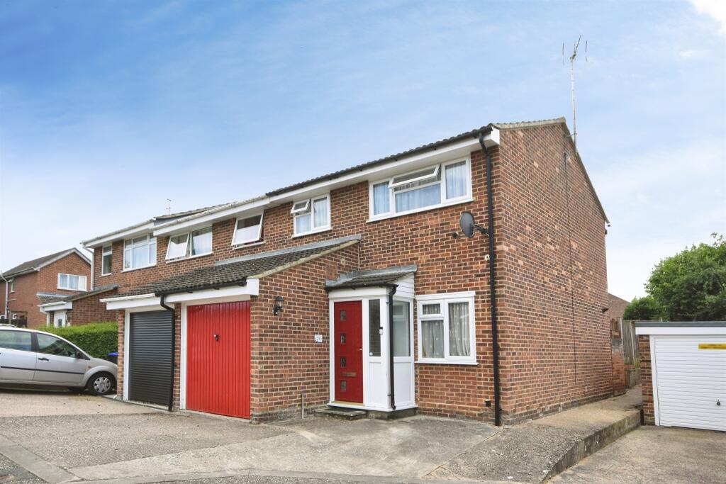 Main image of property: Warwick Close, Braintree