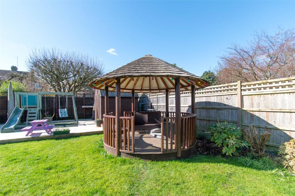 Additional image 29 of Tippendell Lane, Park Street, St. Albans, Hertfordshire, AL2