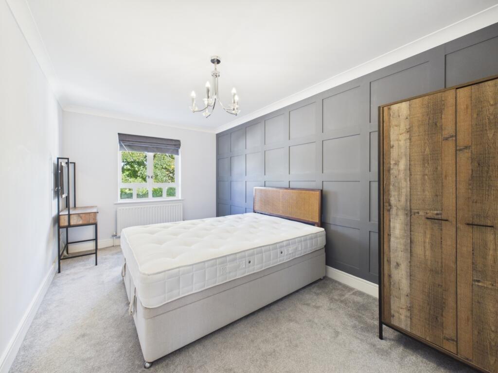 Apartment in Cheltenham, Ewens Farm, Fairview - View 5
