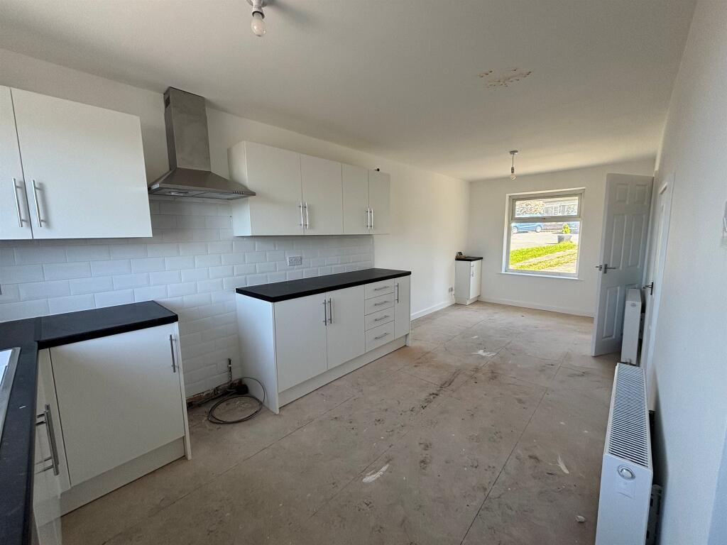 Aspen Close, Keighley photo 4