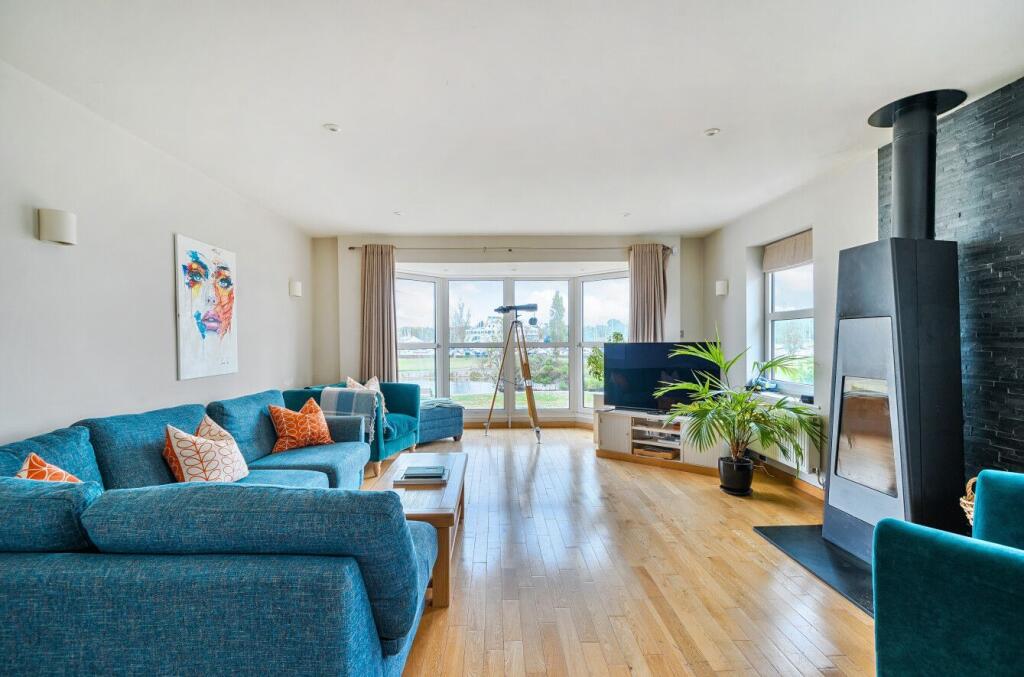 House in Southampton - View 3