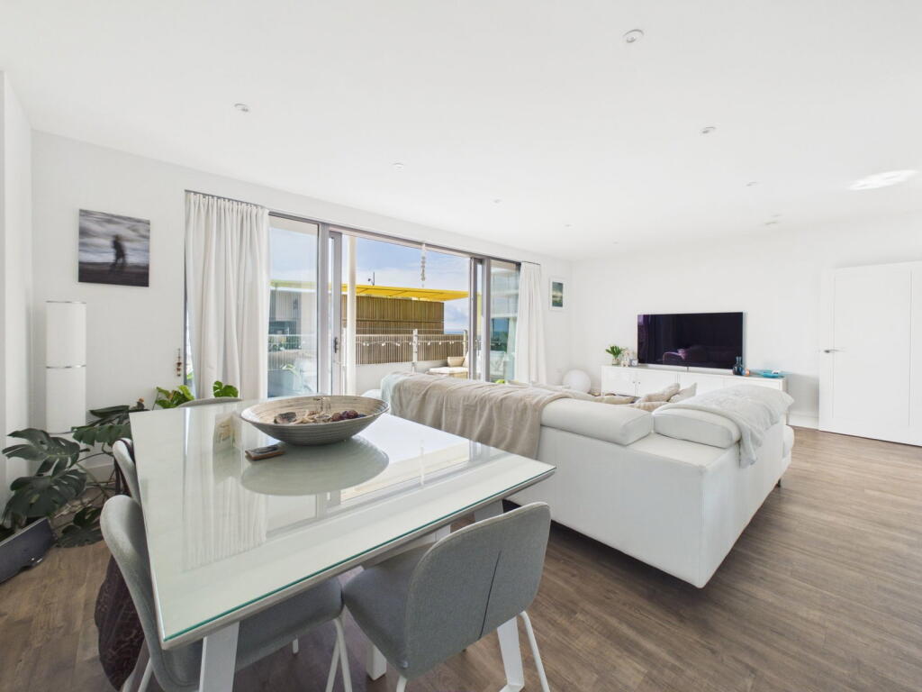 62 Brighton Road, Worthing, BN11 2FL photo 5