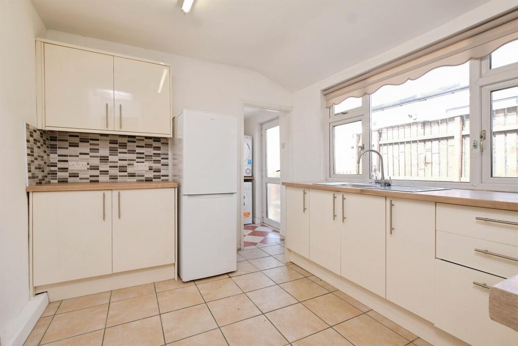 Abertillery Road, Blaina, Abertillery - View 2