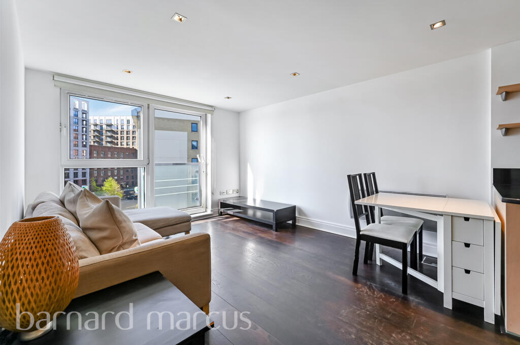 Main image of property: Smugglers Way, London