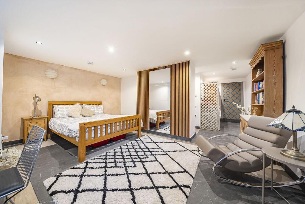 House in London, Hornsey - View 6