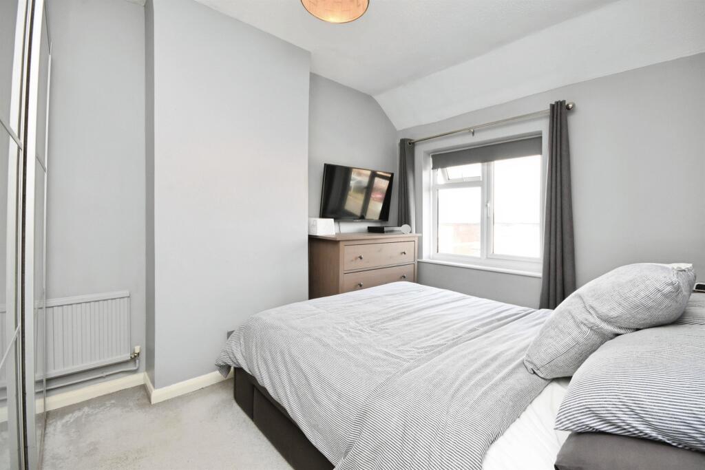 House in Braintree, Halstead - More