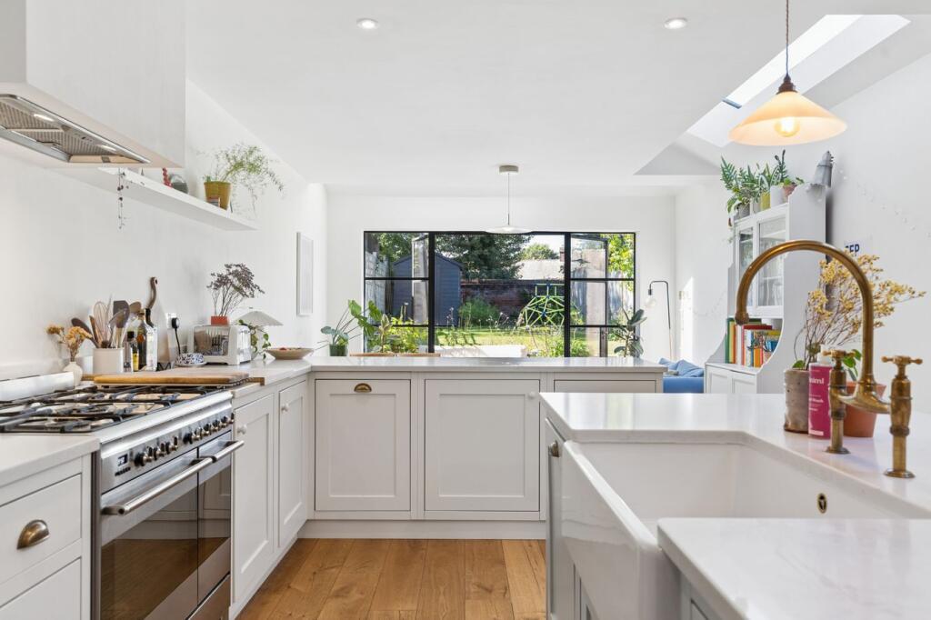 House in Hitchin, Benslow - More