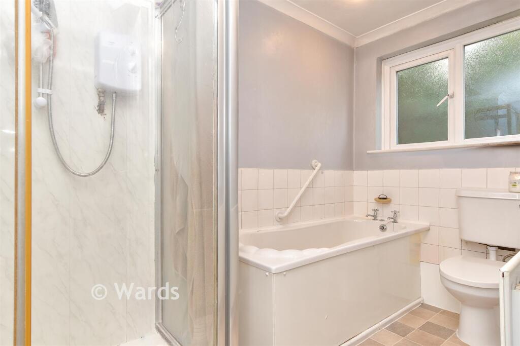 House in Chatham, Medway - View 5
