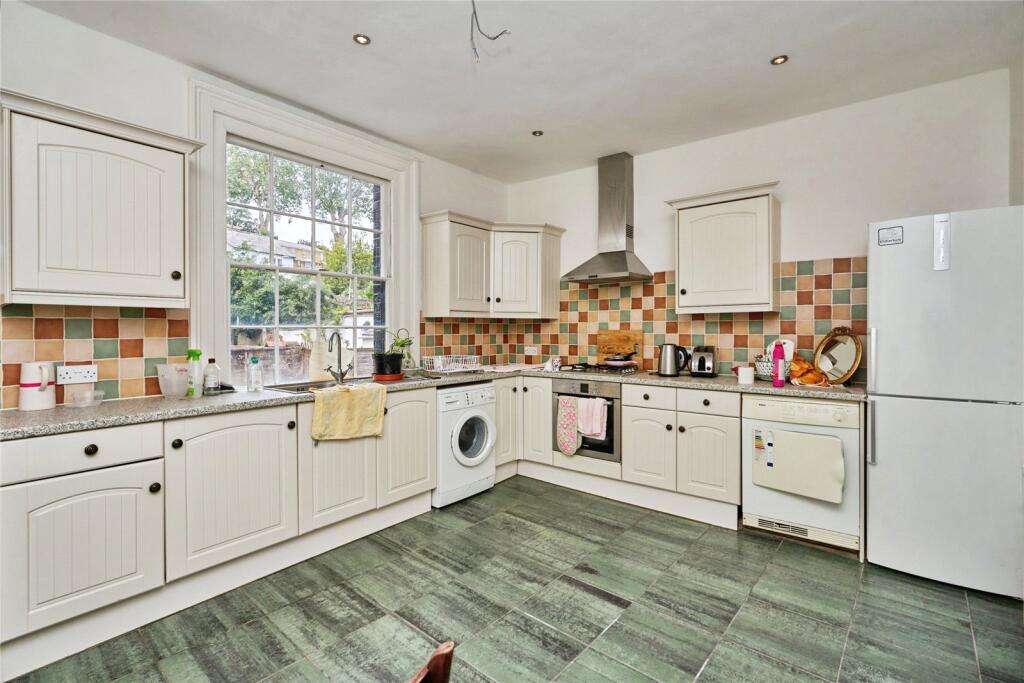 House in Cowes, Isle of Wight - View 5