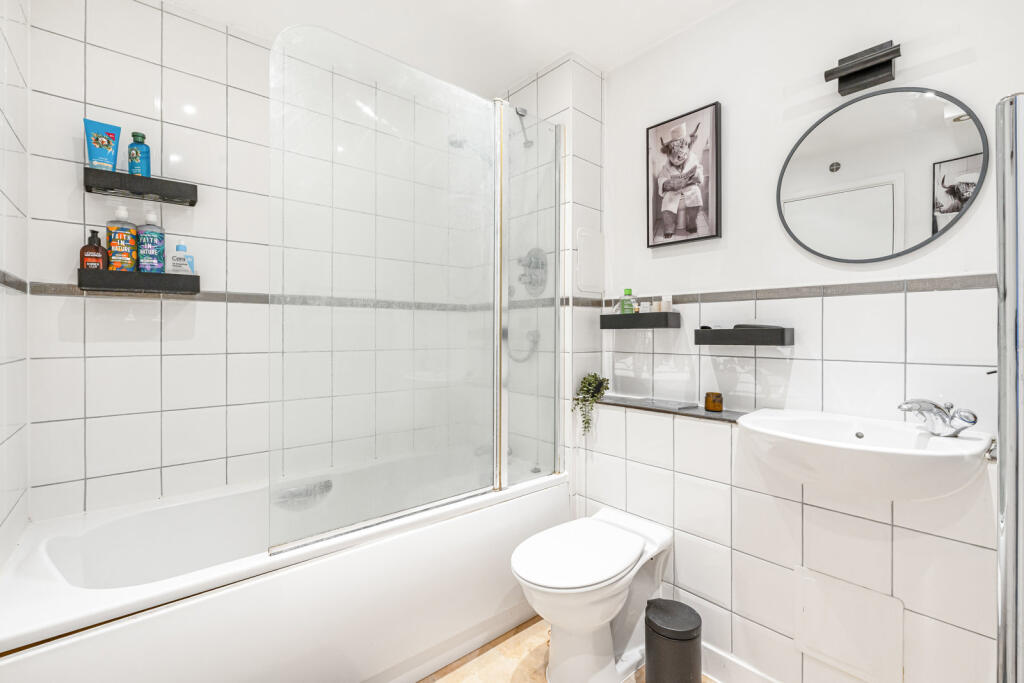 Apartment in London, Lower Clapton, Clapton - View 4