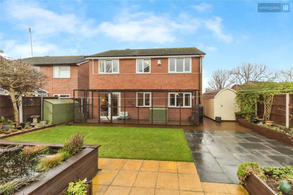 Queens Park Gardens, Crewe, Cheshire, CW2 image 3