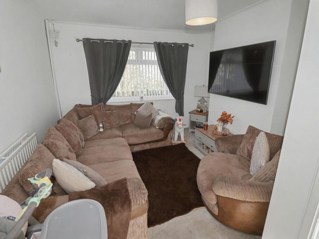 Additional image 2 of St. Johns Crescent, Bradford, BD8