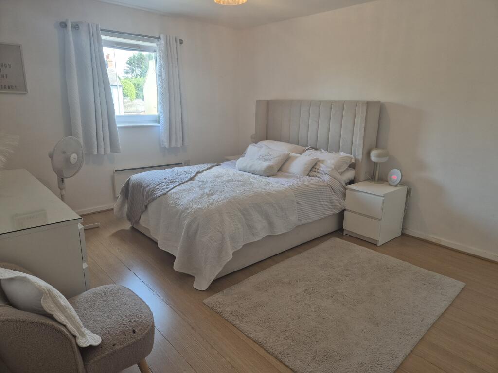 Apartment in Warrington - View 5