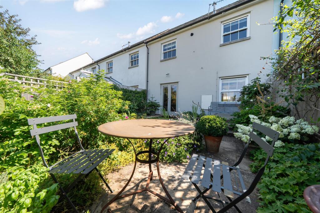 Main image of property: Hay-on-Wye