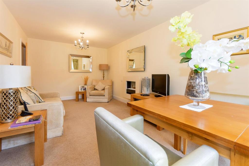 Additional image 11 of Ravenshaw Court, Four Ashes Road, Bentley Heath, Solihull